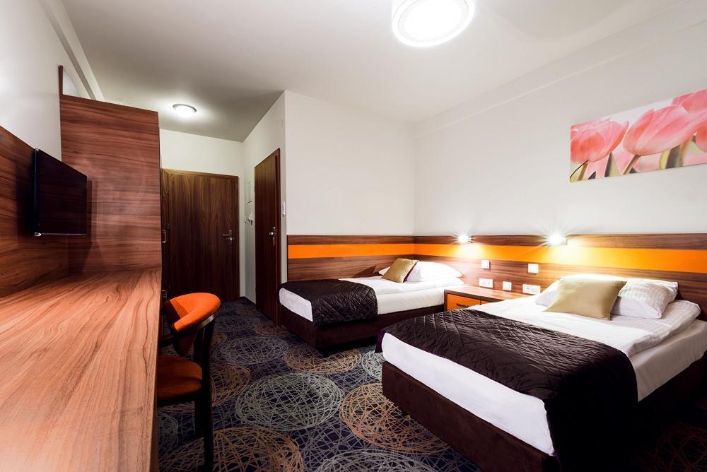 Sanatorium Astoria Hotel Busko-Zdrój Kültér fotó